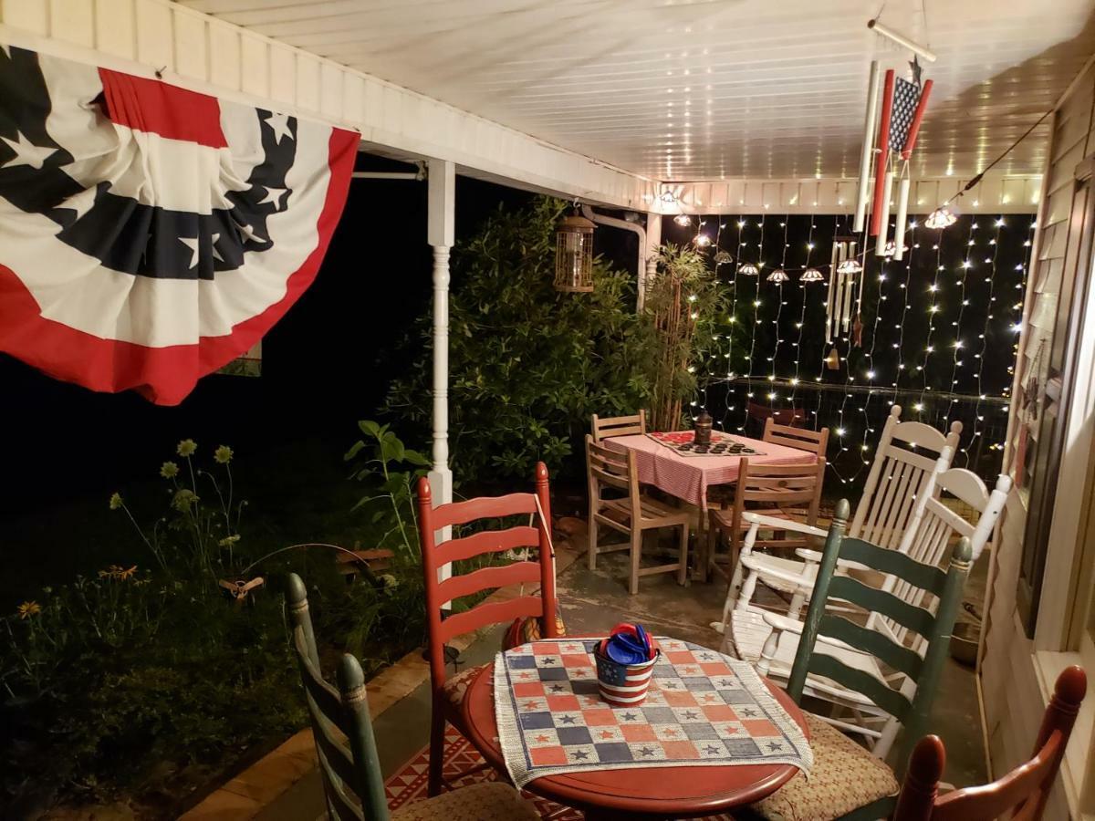 Blue Ridge Manor Bed And Breakfast Fancy Gap Εξωτερικό φωτογραφία