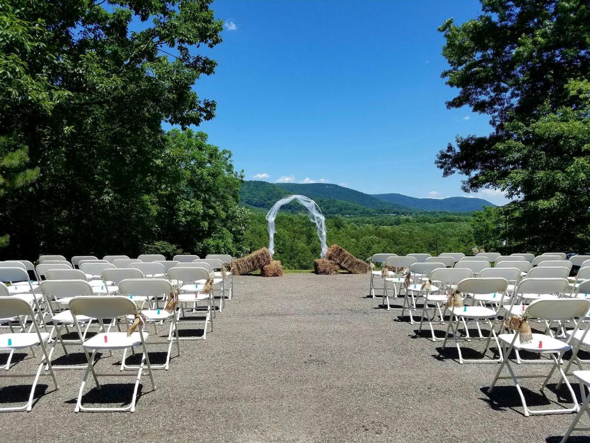 Blue Ridge Manor Bed And Breakfast Fancy Gap Εξωτερικό φωτογραφία